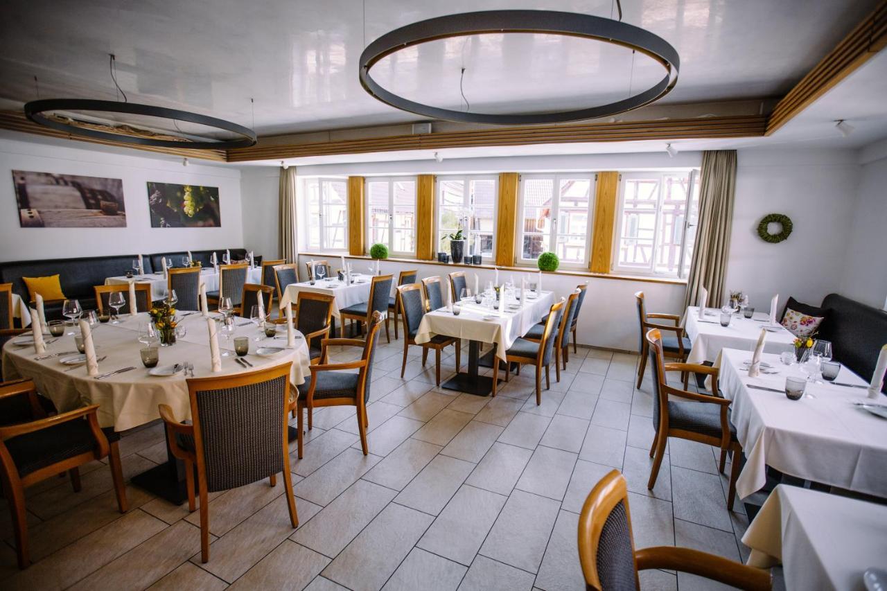 Hotel Restaurant Lamm Rosswag Vaihingen an der Enz Eksteriør billede