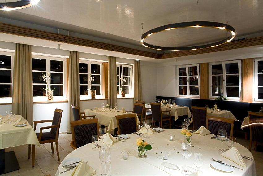 Hotel Restaurant Lamm Rosswag Vaihingen an der Enz Eksteriør billede